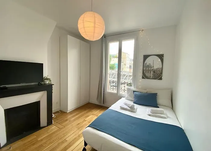 324 Hallyday Cosy Center דירה